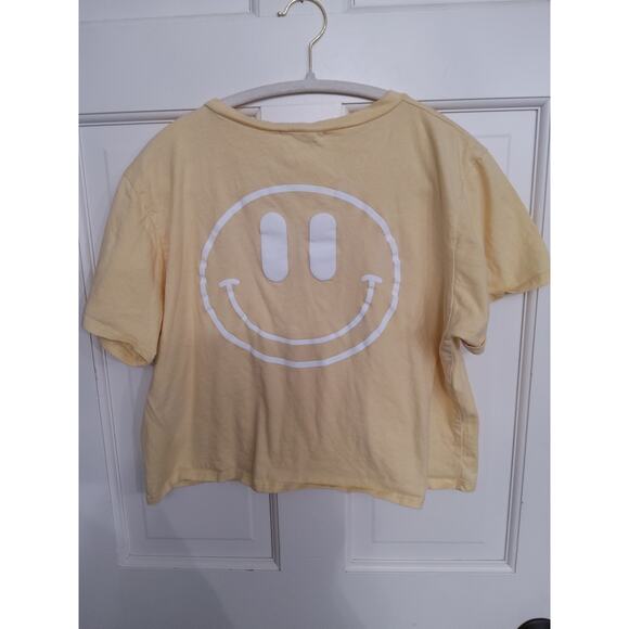 $Women's yellow crop top SZ LG Happy smiley face Philosophy of love brand - Picture 5 of 5